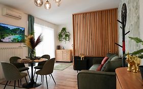 Designer Boutique Central Apartment